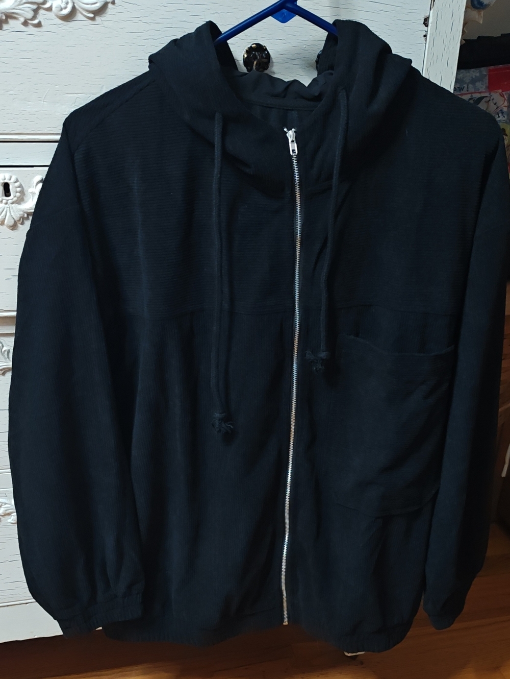Men's Black Zip-Up Hoodie Sweater